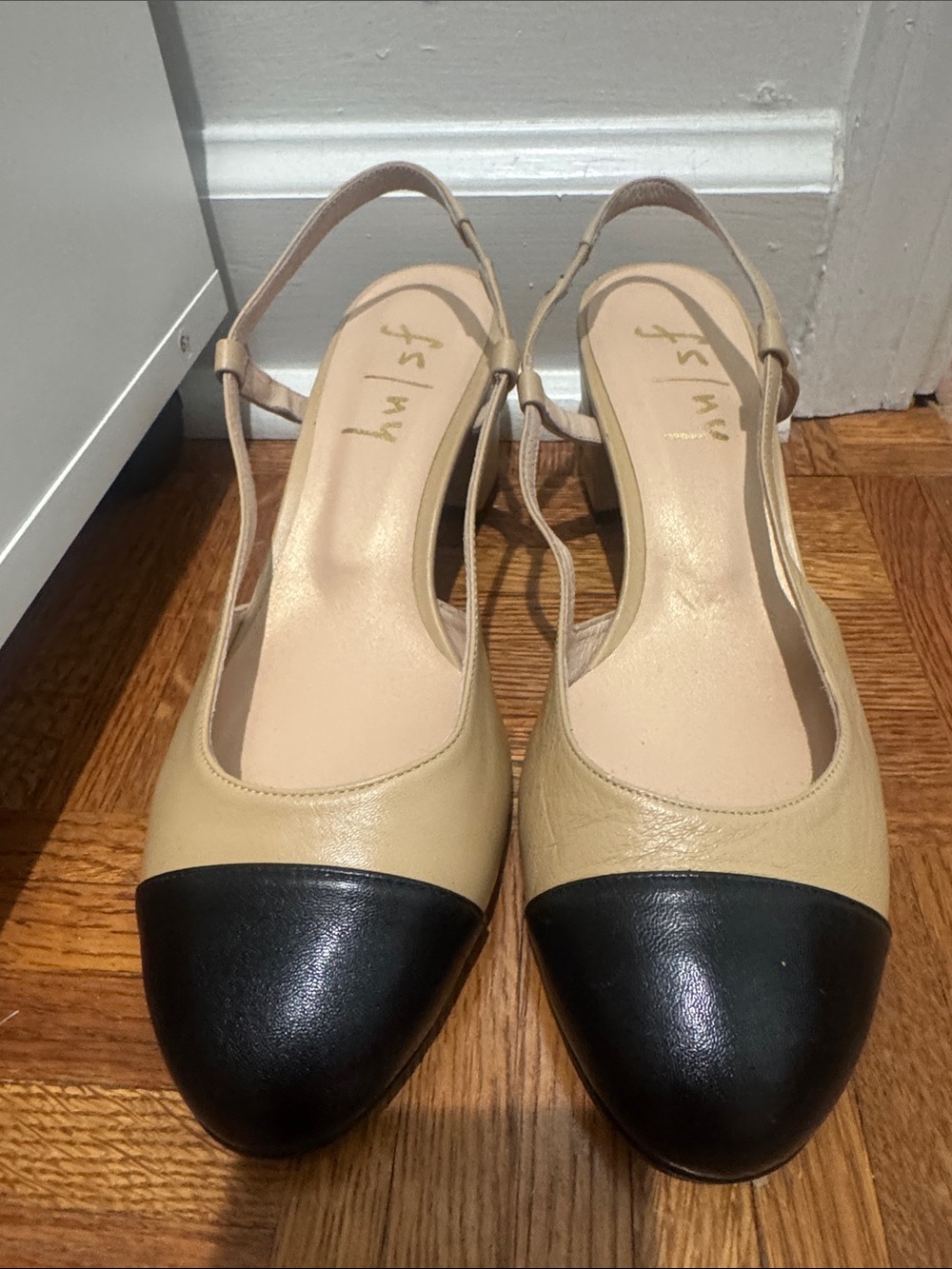 FS/NY French Sole Beige and Black Two-Tone Slingback Mules
